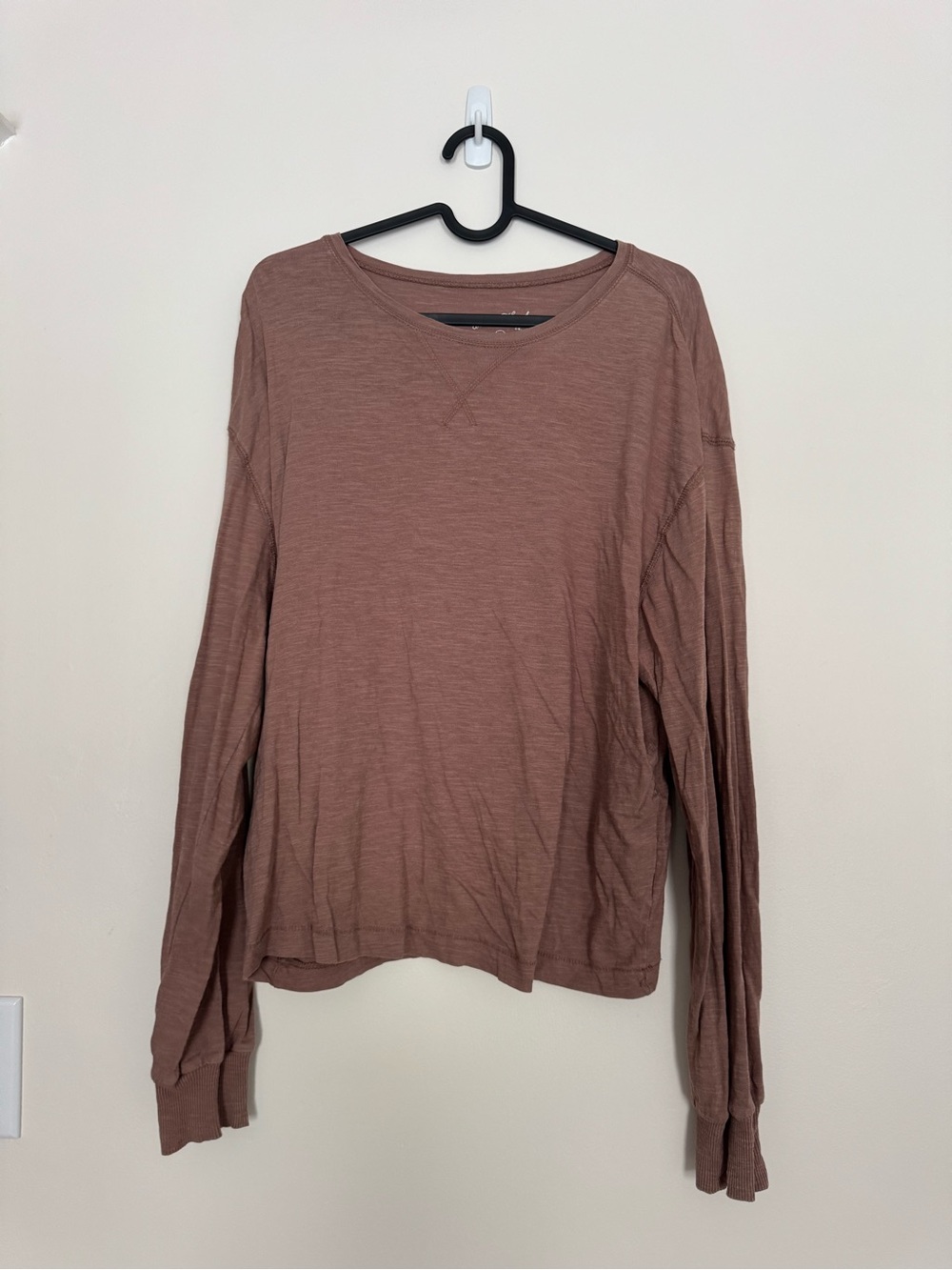 Universal Thread Mauve V-Neck Tee
